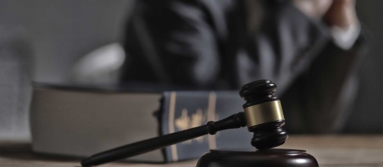 Entreprise en redressement judiciaire : les poursuites individuelles s'arrêtent