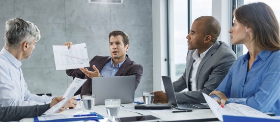 Mise en jeu de la responsabilité du dirigeant pour cause de poursuite d'une activité déficitaire
